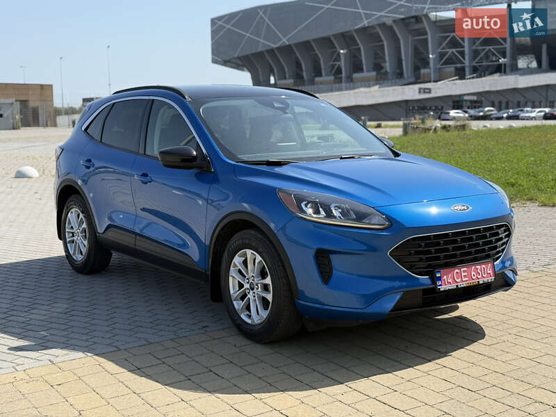 Внедорожник / Кроссовер Ford Escape 2021 в Львове