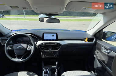 Внедорожник / Кроссовер Ford Escape 2021 в 