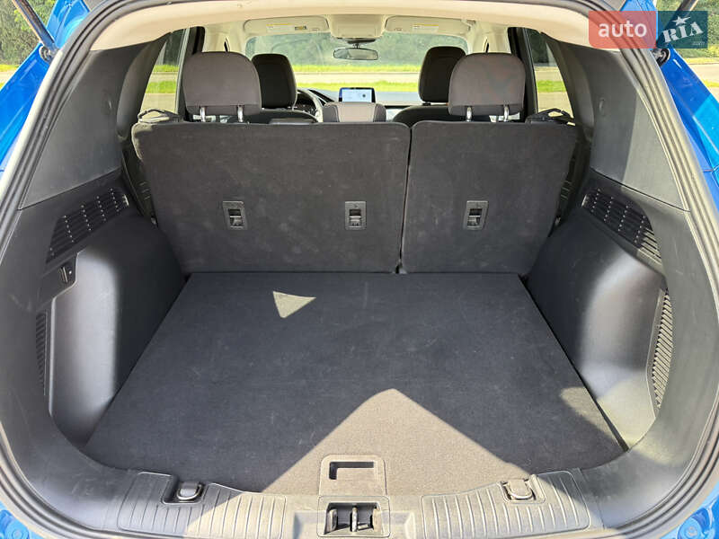 Внедорожник / Кроссовер Ford Escape 2021 в Львове