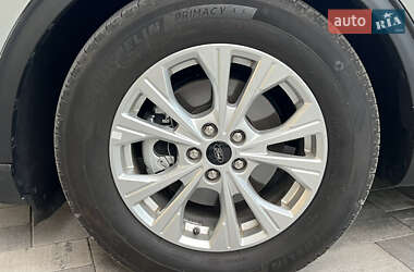 Внедорожник / Кроссовер Ford Escape 2023 в 
