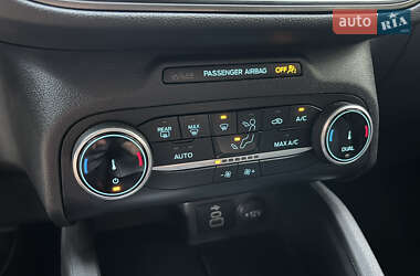 Внедорожник / Кроссовер Ford Escape 2023 в 