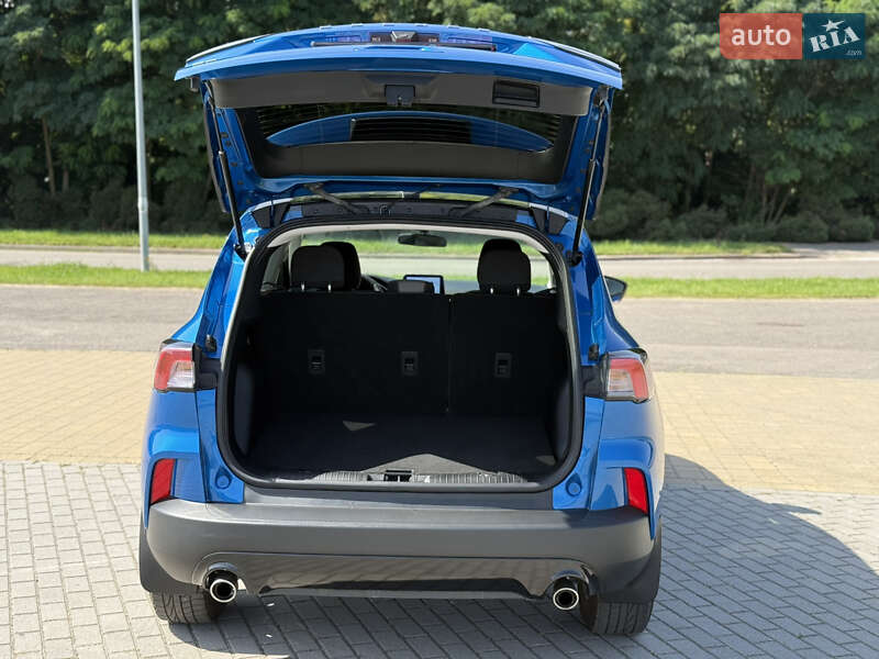 Внедорожник / Кроссовер Ford Escape 2021 в Львове