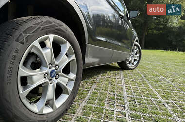 Внедорожник / Кроссовер Ford Escape 2014 в 