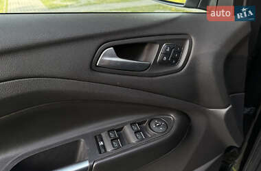 Внедорожник / Кроссовер Ford Escape 2014 в 
