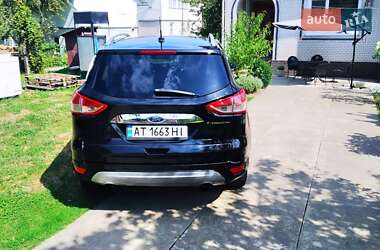 Внедорожник / Кроссовер Ford Escape 2015 в 