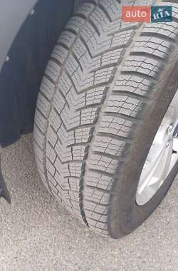 Внедорожник / Кроссовер Ford Escape 2014 в 