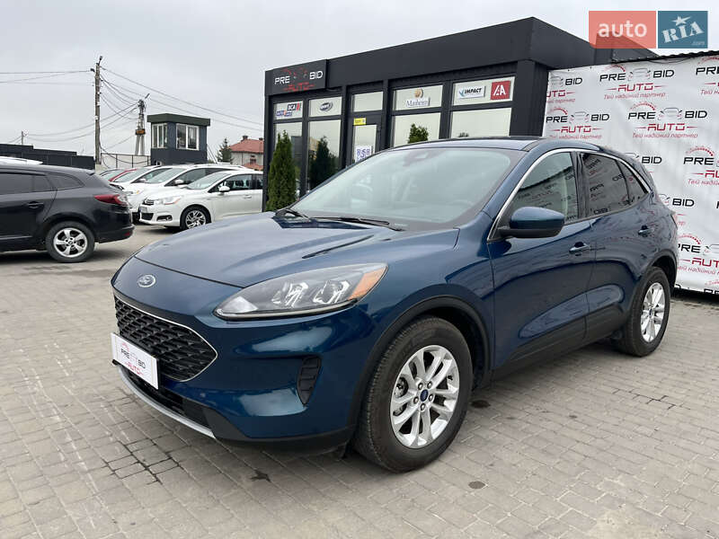 Внедорожник / Кроссовер Ford Escape 2020 в 