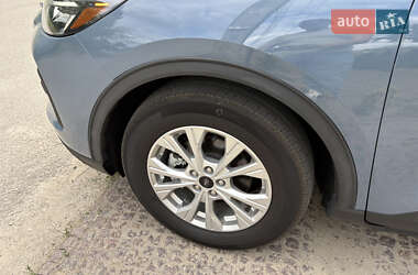 Внедорожник / Кроссовер Ford Escape 2023 в 