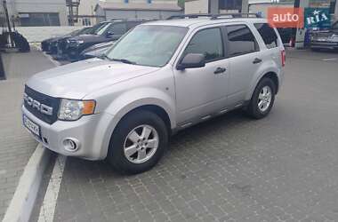 Внедорожник / Кроссовер Ford Escape 2010 в 