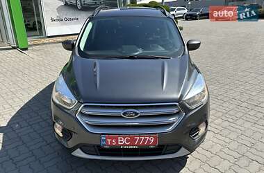 Внедорожник / Кроссовер Ford Escape 2018 в 