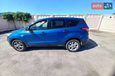Внедорожник / Кроссовер Ford Escape 2017 в 