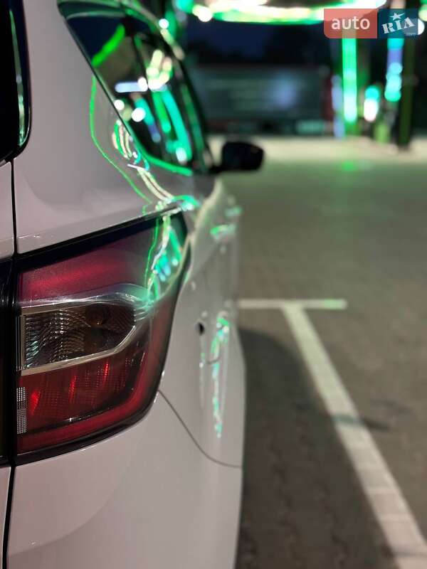 Внедорожник / Кроссовер Ford Escape 2017 в Одессе