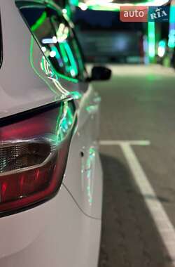 Внедорожник / Кроссовер Ford Escape 2017 в 