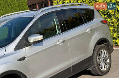 Внедорожник / Кроссовер Ford Escape 2016 в 