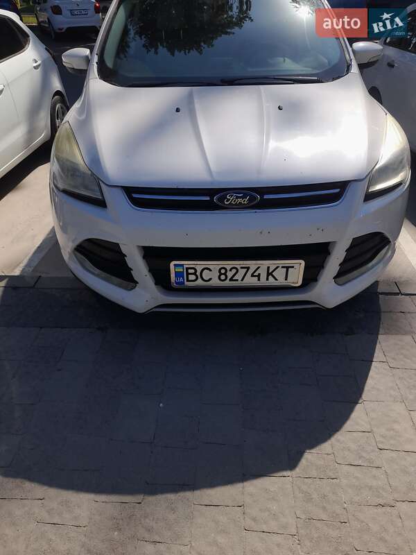 Внедорожник / Кроссовер Ford Escape 2013 в 