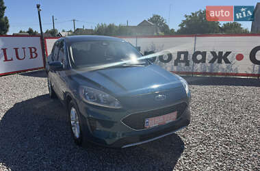 Внедорожник / Кроссовер Ford Escape 2020 в 