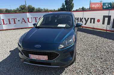 Внедорожник / Кроссовер Ford Escape 2020 в 