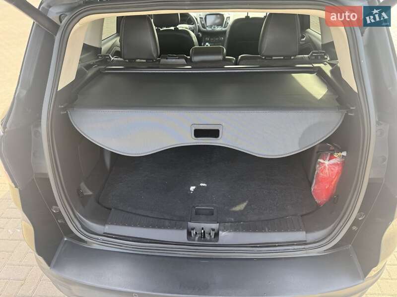 Внедорожник / Кроссовер Ford Escape 2018 в Ровно