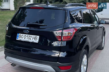 Внедорожник / Кроссовер Ford Escape 2017 в Тернополе