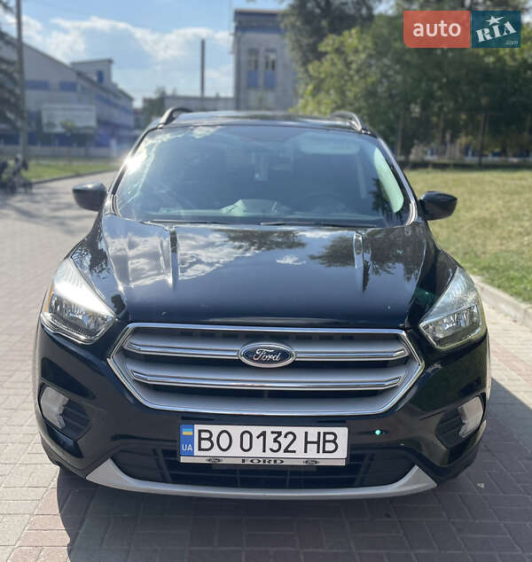 Внедорожник / Кроссовер Ford Escape 2017 в Тернополе