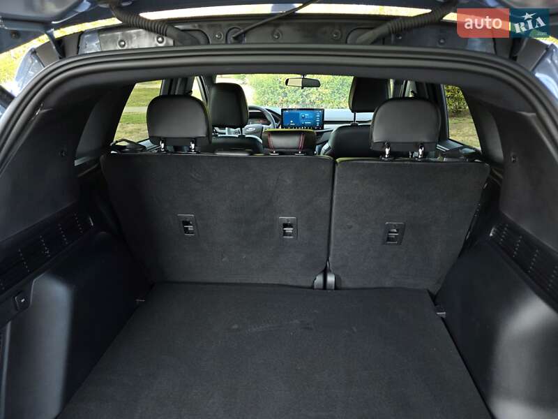 Внедорожник / Кроссовер Ford Escape 2024 в Кривом Роге