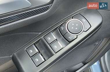 Внедорожник / Кроссовер Ford Escape 2024 в Кривом Роге