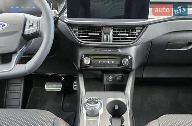 Внедорожник / Кроссовер Ford Escape 2024 в Кривом Роге