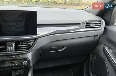 Внедорожник / Кроссовер Ford Escape 2024 в Кривом Роге