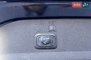 Внедорожник / Кроссовер Ford Escape 2018 в 