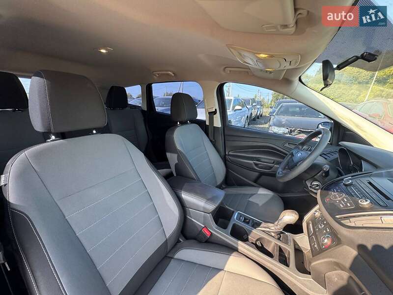Внедорожник / Кроссовер Ford Escape 2017 в Луцке фото 11 Внедорожник / Кроссовер Ford Escape 2017 в Луцке