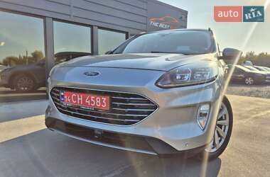 Внедорожник / Кроссовер Ford Escape 2021 в 