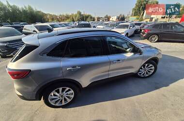 Внедорожник / Кроссовер Ford Escape 2021 в 