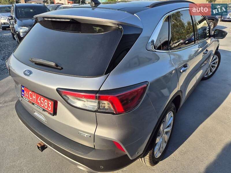 Позашляховик / Кросовер Ford Escape 2021 в Рівному