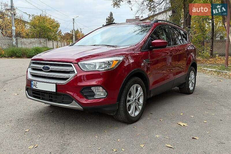 Внедорожник / Кроссовер Ford Escape 2019 в Киеве