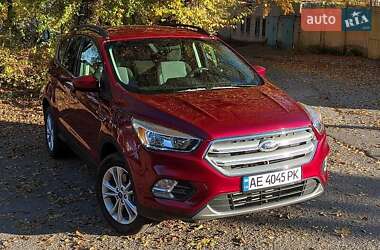 Внедорожник / Кроссовер Ford Escape 2019 в 