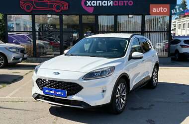 Внедорожник / Кроссовер Ford Escape 2020 в Киеве
