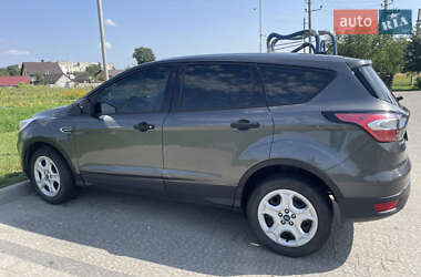 Внедорожник / Кроссовер Ford Escape 2018 в 