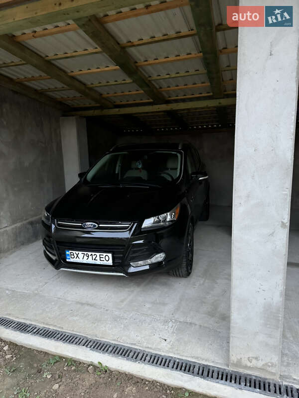 Внедорожник / Кроссовер Ford Escape 2014 в Измаиле