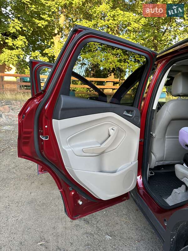 Внедорожник / Кроссовер Ford Escape 2013 в Благовещенском фото 6 Внедорожник / Кроссовер Ford Escape 2013 в Благовещенском