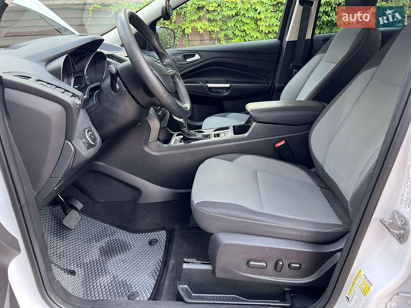 Позашляховик / Кросовер Ford Escape 2018 в Києві