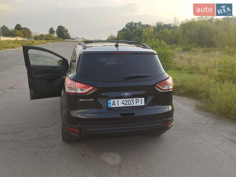 Внедорожник / Кроссовер Ford Escape 2015 в Белой Церкви