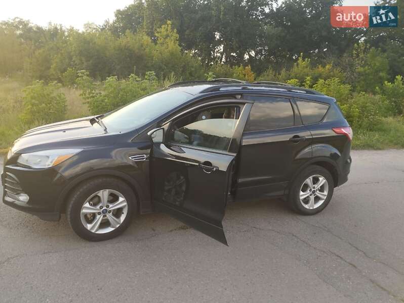 Внедорожник / Кроссовер Ford Escape 2015 в Белой Церкви