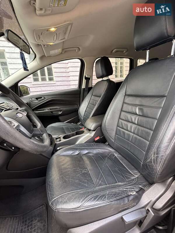 Внедорожник / Кроссовер Ford Escape 2014 в Славуте