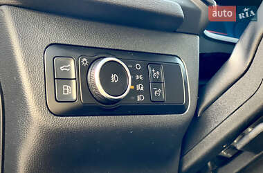 Внедорожник / Кроссовер Ford Escape 2023 в 