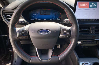 Внедорожник / Кроссовер Ford Escape 2023 в 