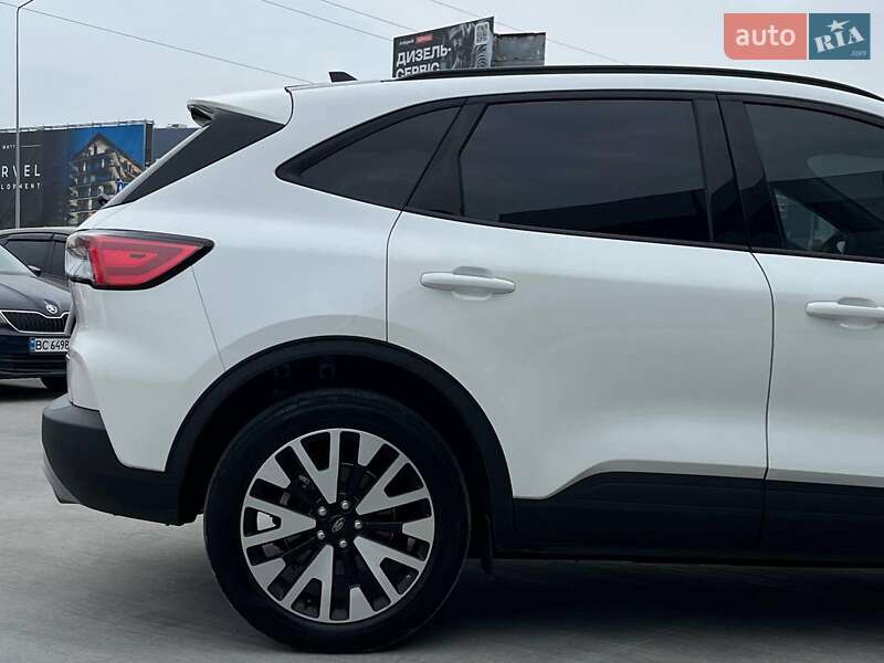 Внедорожник / Кроссовер Ford Escape 2020 в Львове