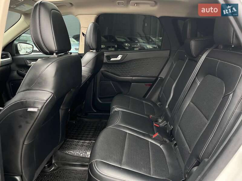 Внедорожник / Кроссовер Ford Escape 2020 в Львове