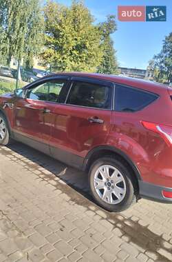 Внедорожник / Кроссовер Ford Escape 2015 в 