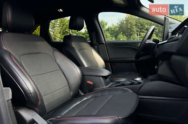 Внедорожник / Кроссовер Ford Escape 2023 в 
