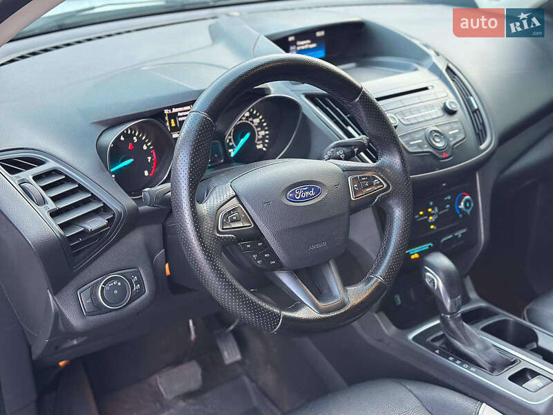 Позашляховик / Кросовер Ford Escape 2017 в Одесі фото 20 Позашляховик / Кросовер Ford Escape 2017 в Одесі